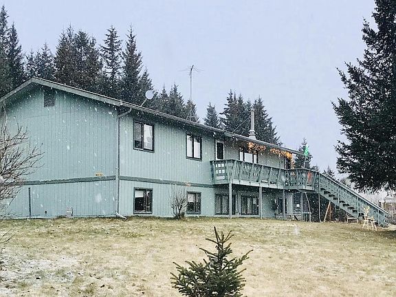2nd image of 1285 Eagle View Dr