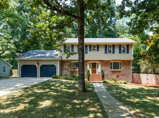 4925 Brookhurst Pl, Raleigh, NC 27609
