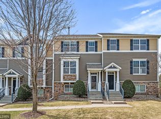 11280 Sand Castle Dr #F, Woodbury, MN 55129