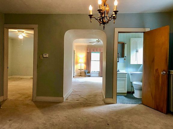 5th image of 41 East Ave