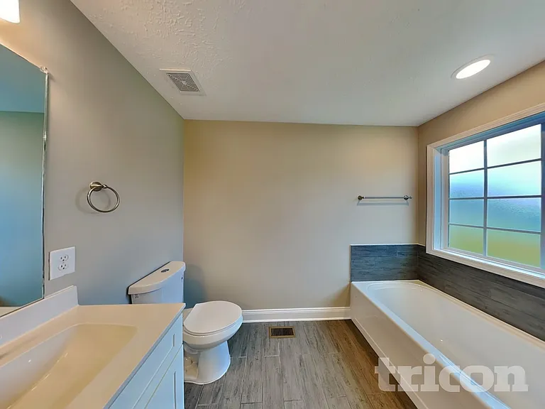 184 Fieldstone Ln — Photo 8