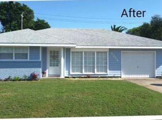 6517 Fairway Dr, Galveston, TX 77551
