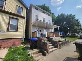 93 Catharine St, Poughkeepsie, NY