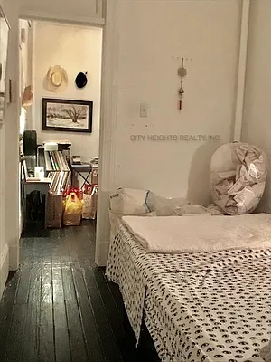 Rented by City Heights Realty | media 16