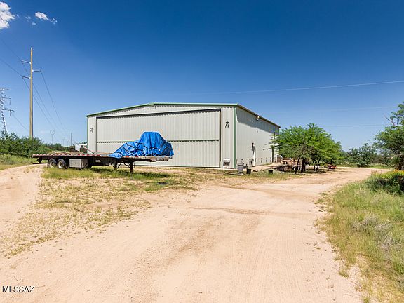 3rd image of 7064 W Sea Tac Way