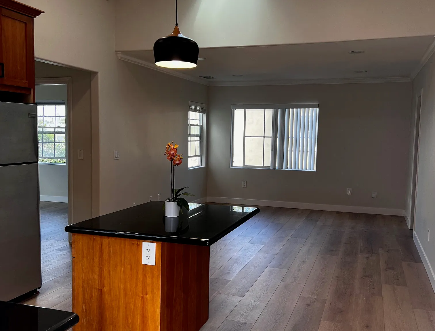 2 bed, $2,850 — Photo 2