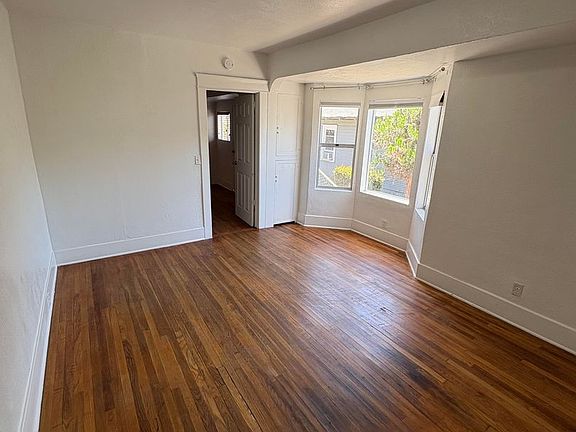 2nd image of 4050-4066 Texas St #4062