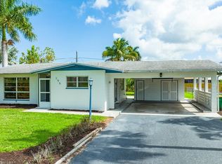 755 104th Ave N, Naples, FL 34108