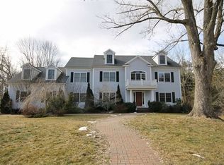 3 Jeffrey Rd, Wayland, MA 01778