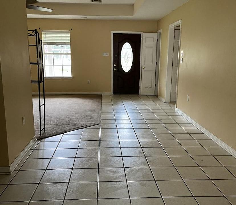 1st image of 61272 Magnolia Dr