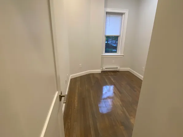 56 Queensberry St, Boston, MA