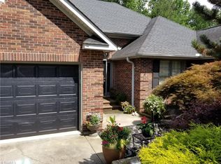 1120 Thoroughbred Pl NW, Concord, NC 28027