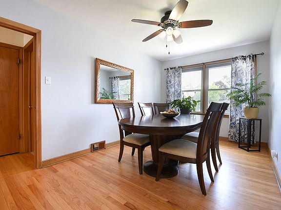 5th image of 1613 Kensington Ave