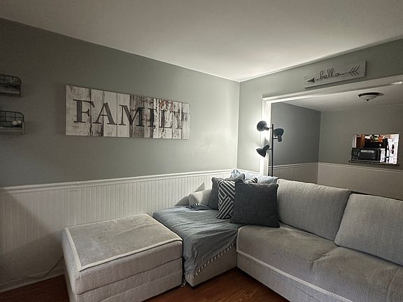 5th image of 907 Shelby Dr APT B