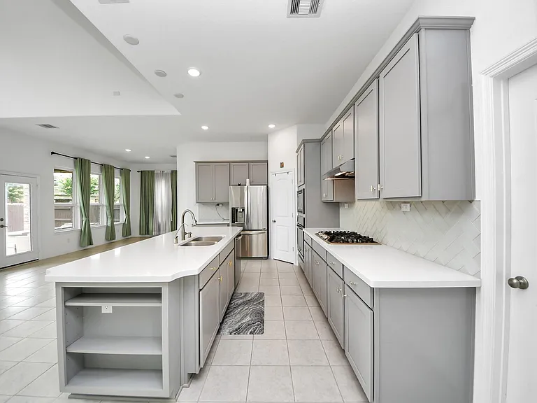2210 Captain Davis Dr — Photo 11