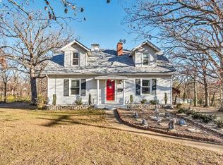 1135 Virginia Mines Rd, Saint Clair, MO 63077