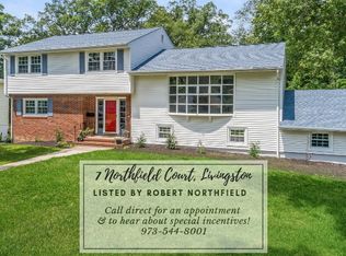 7 Northfield Ct, Livingston, NJ 07039