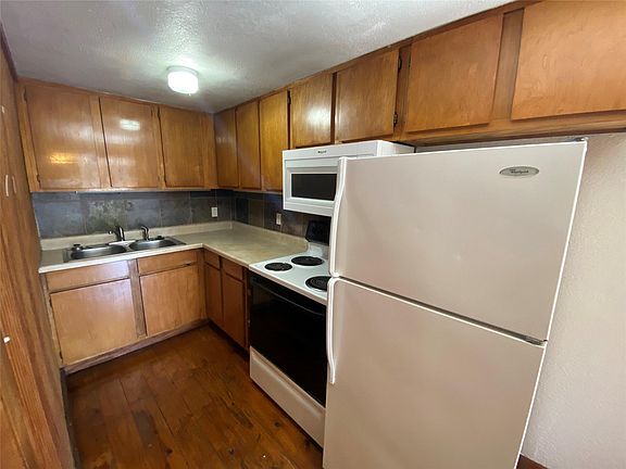 4th image of 1705 Chris Craft Dr APT 3