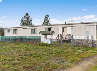 33665 Hampton Rd, Eugene, OR 97405