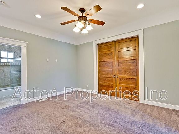 4th image of 241 N 12th St