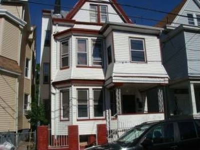 18 Pennington St, Paterson, NJ, 07501