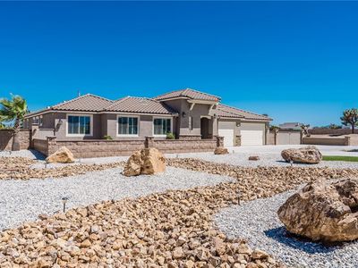 8145 Heartland Cir, Oak Hills, CA, 92344