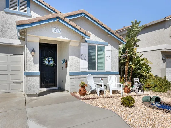 937 Pearwood Court, Vacaville, CA 95687