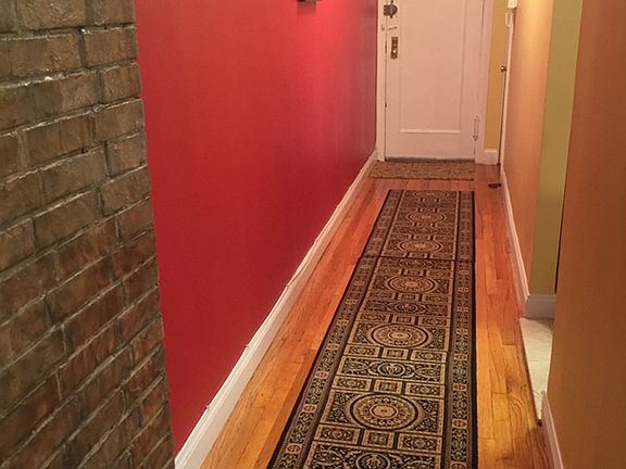 3rd image of 30-15 Hobart Street