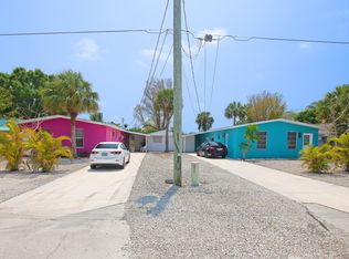 830 108th Ave N #B, Naples, FL 34108