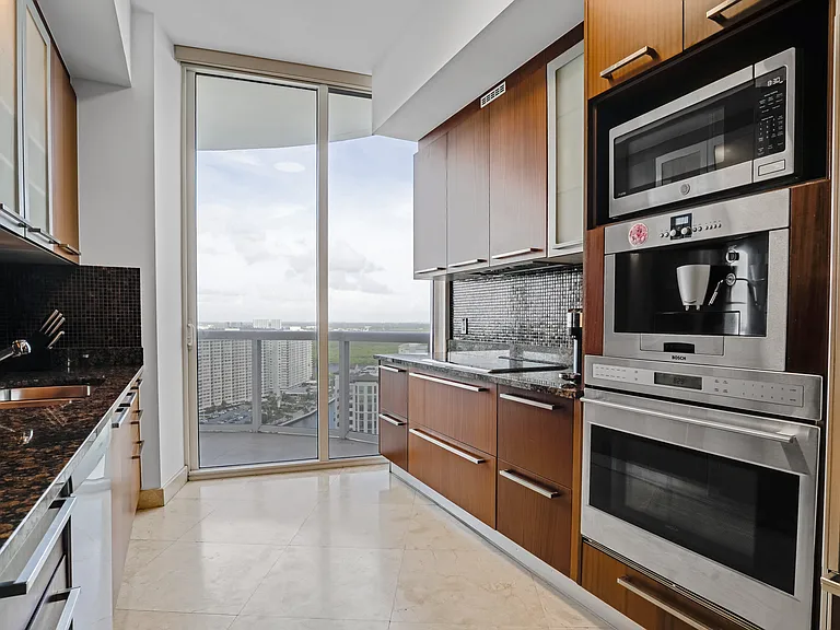 15901 Collins Ave #2305 — Photo 8