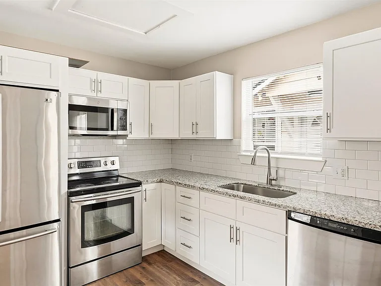 3822 Lila St — Photo 8