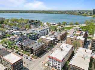 Lagoon Avenue Eststes, Minneapolis, MN 55408