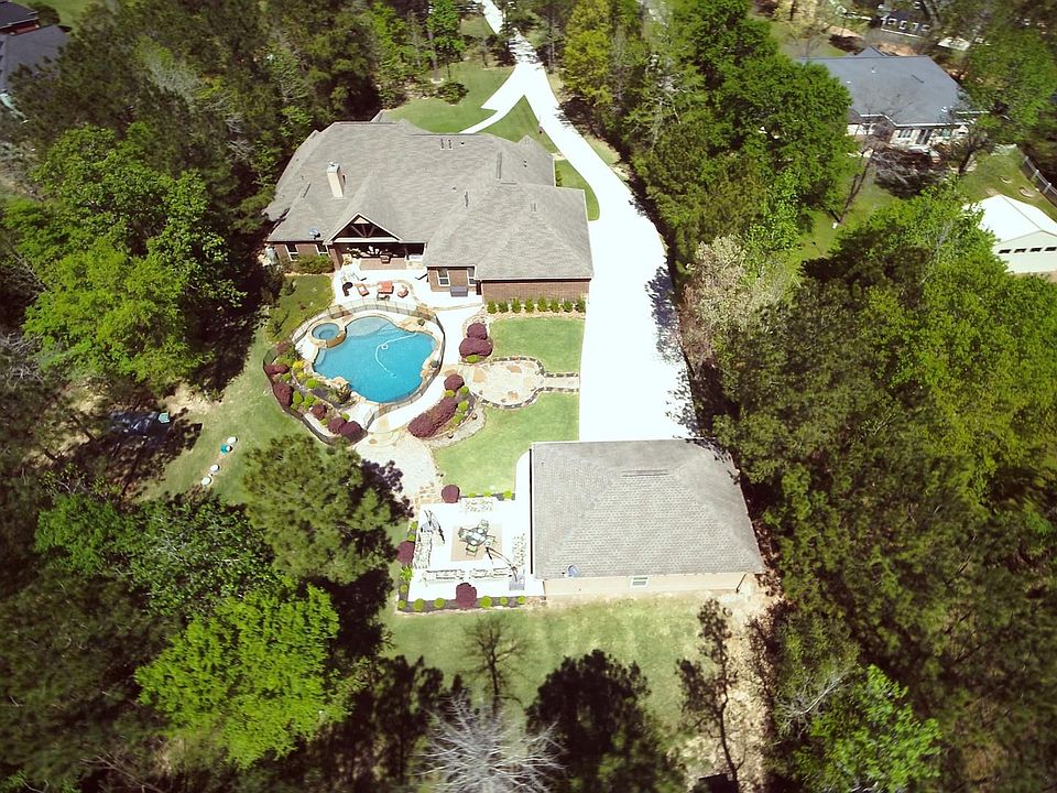 1st image of 15561 Zoe Loop Dr