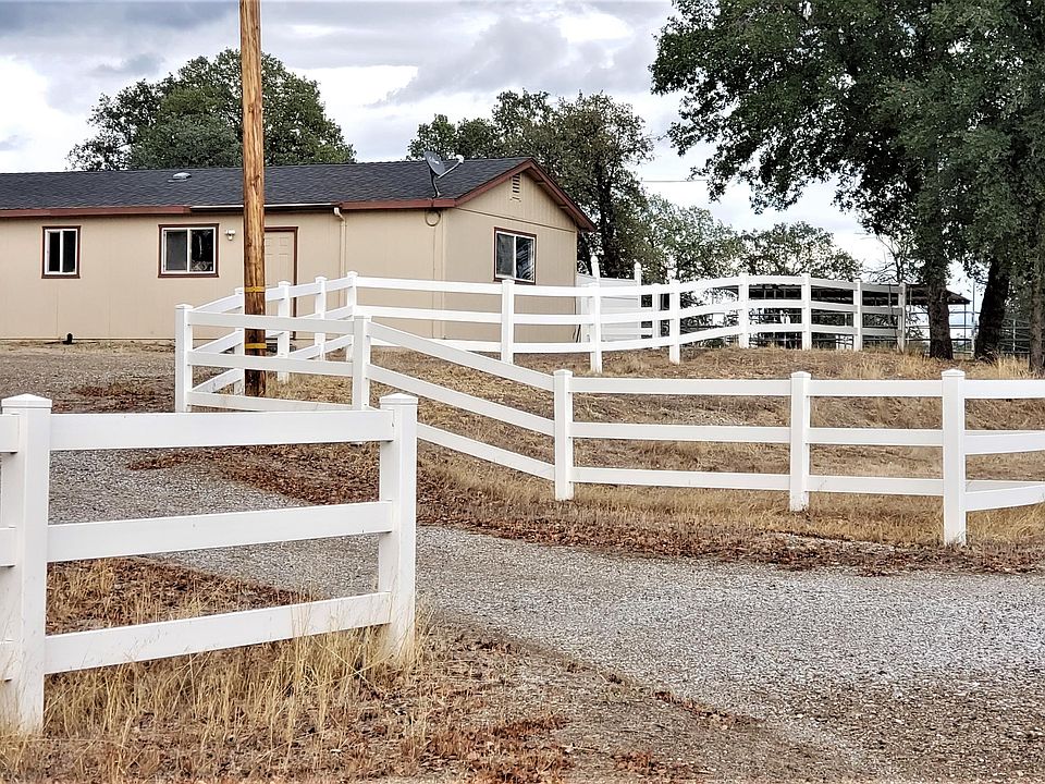 2nd image of 21136 View Lake Dr