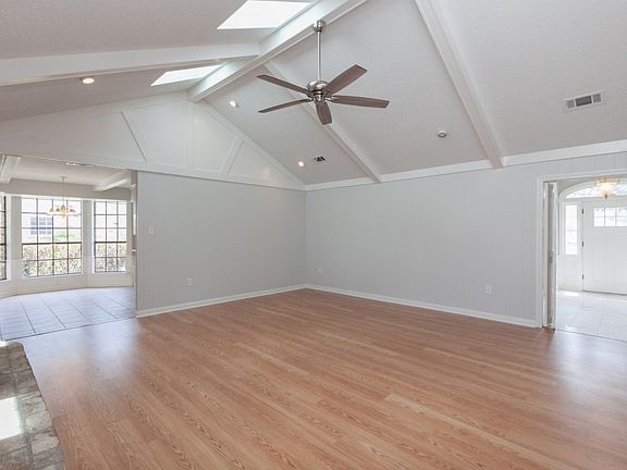 5th image of 16515 Antietam Ave