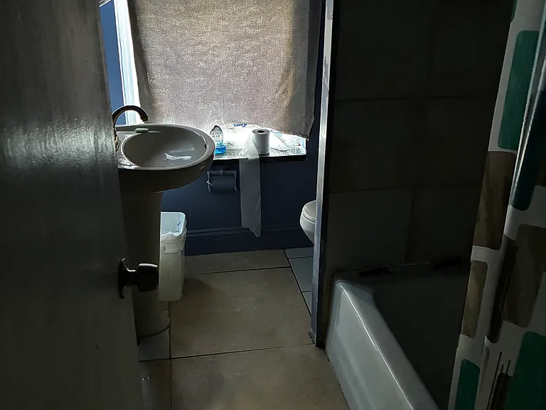 552 Kohn St — Photo 3