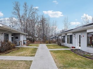 Laurawood Arms, Soldotna, AK 99669