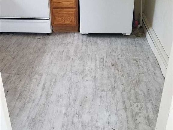 4th image of 141 1/2 Louis Ave Floor 1