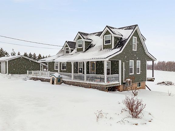 2nd image of 1811 Mountain Rd