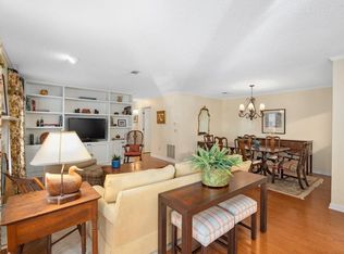 605 Bainbridge Dr, Sandy Springs, GA 30327
