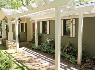 74 Estero Rd, Waynesville, NC 28786