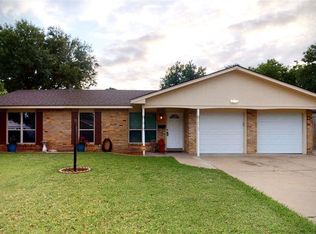 4650 Sierra Madre Dr, Wichita Falls, TX 76310