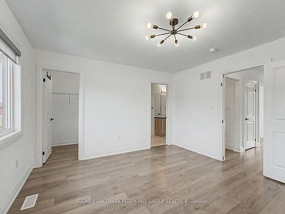 3rd image of 60 Fairlane Ave