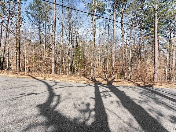 5th image of 4010 Brookhill Rd