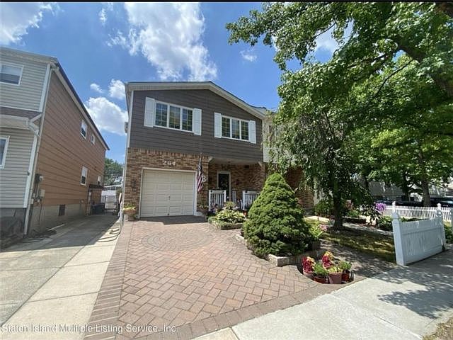 1st image of 264 Sandalwood Dr Unit 2