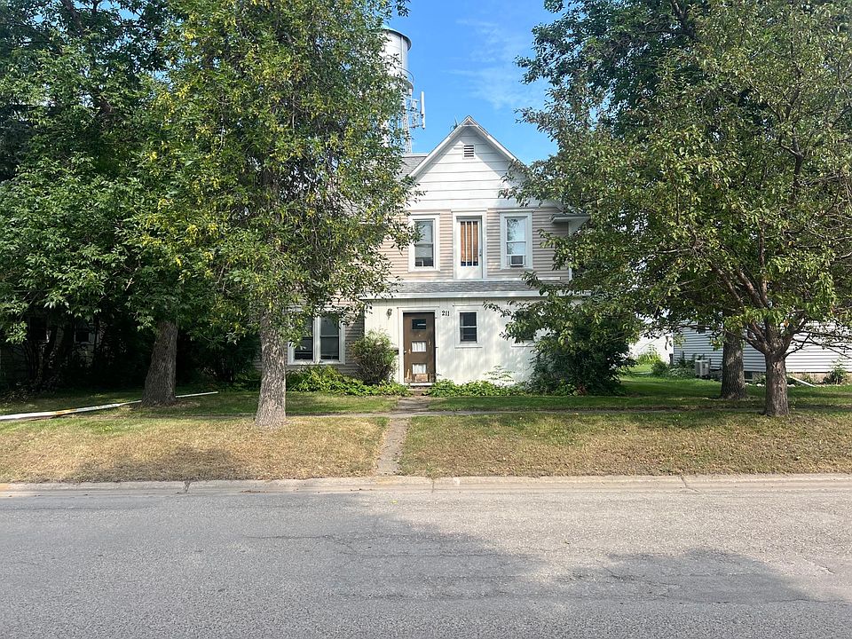 2nd image of 211 S Raymond St