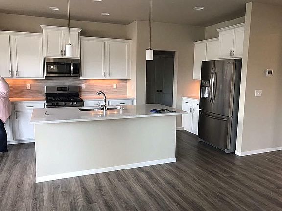 4th image of 17609 29th Avenue Ct E