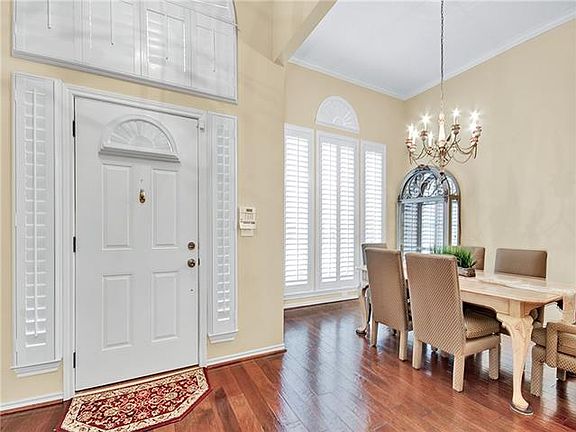 2nd image of 18419 Tettenhall Dr