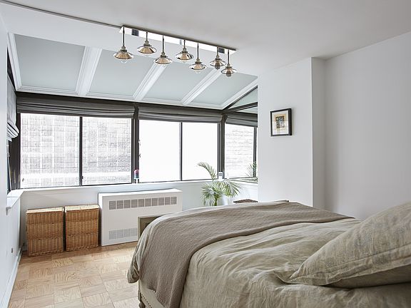 3rd image of 303 E 49th St APT 7
