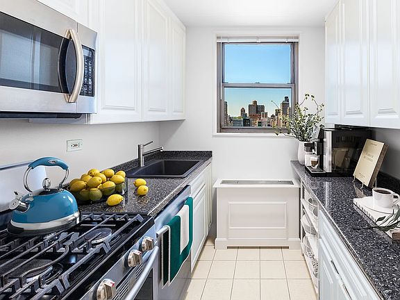 5th image of 444 E 86th St APT 29B